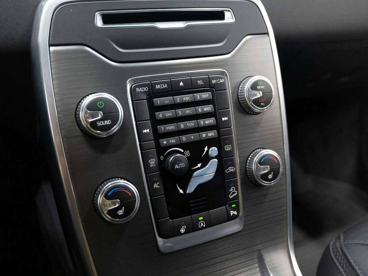 Volvo XC70 2016 года с пробегом. Фото: #17