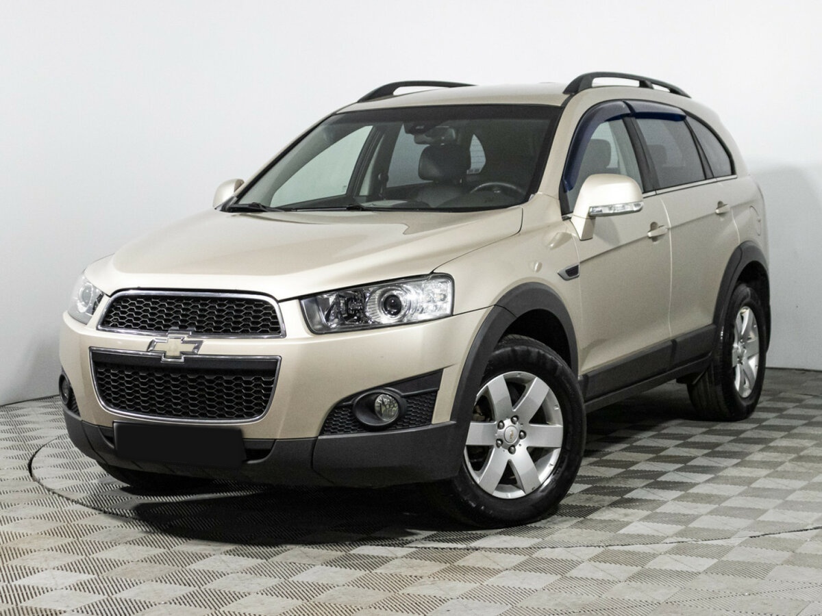 Chevrolet Captiva 2012 года с пробегом. Посмотреть фото