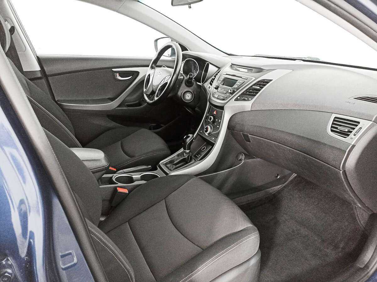 Hyundai Elantra 2015 года с пробегом. Фото: #6