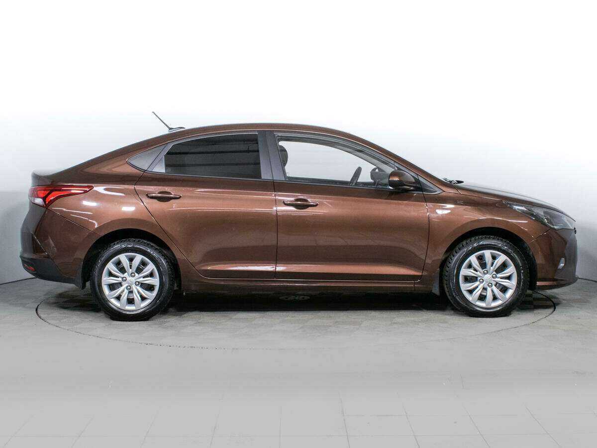 Hyundai Solaris 2021 года с пробегом. Фото: #3