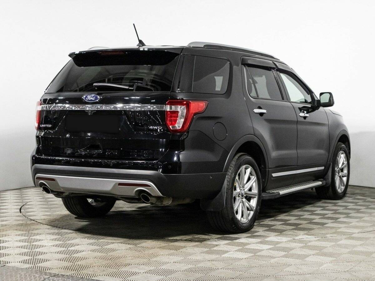 Ford Explorer 2017 года с пробегом. Фото: #3