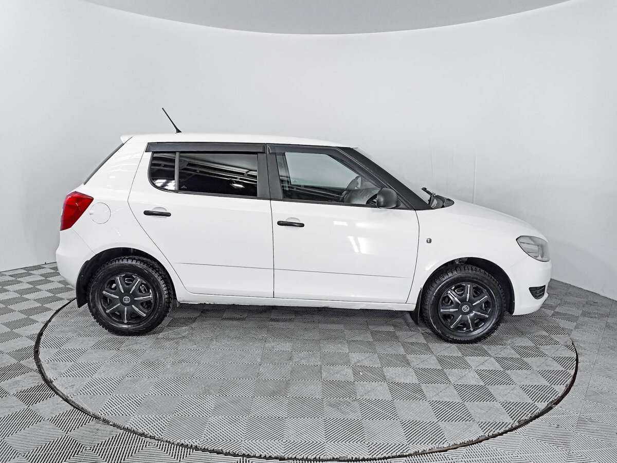 Skoda Fabia 2012 года с пробегом. Фото: #3
