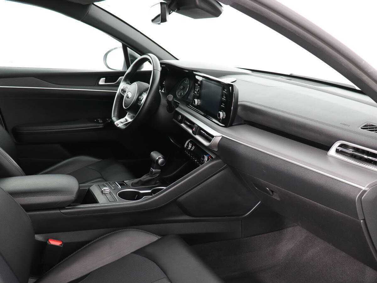 Kia K5 2021 года с пробегом. Фото: #8