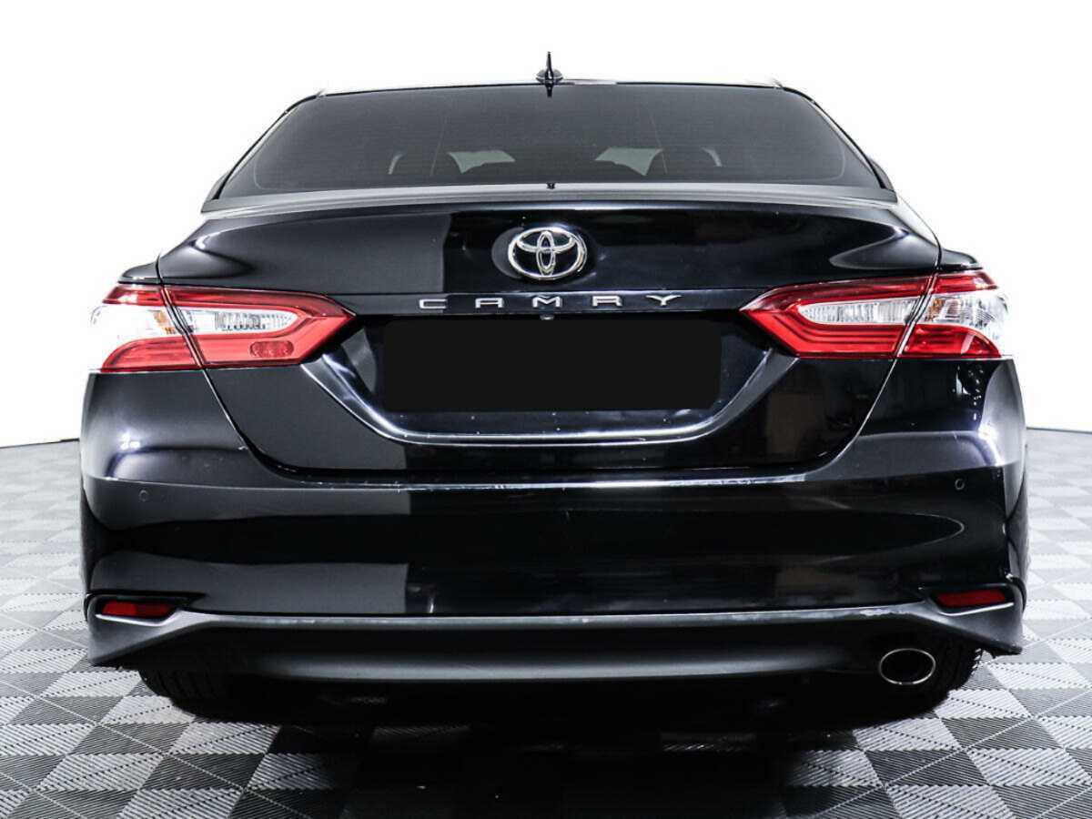 Toyota Camry 2019 года с пробегом. Фото: #4