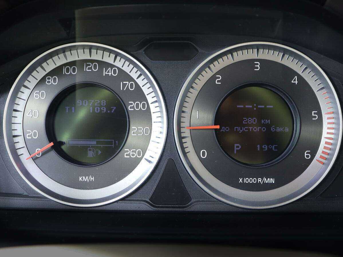 Volvo XC70 2012 года с пробегом. Фото: #7