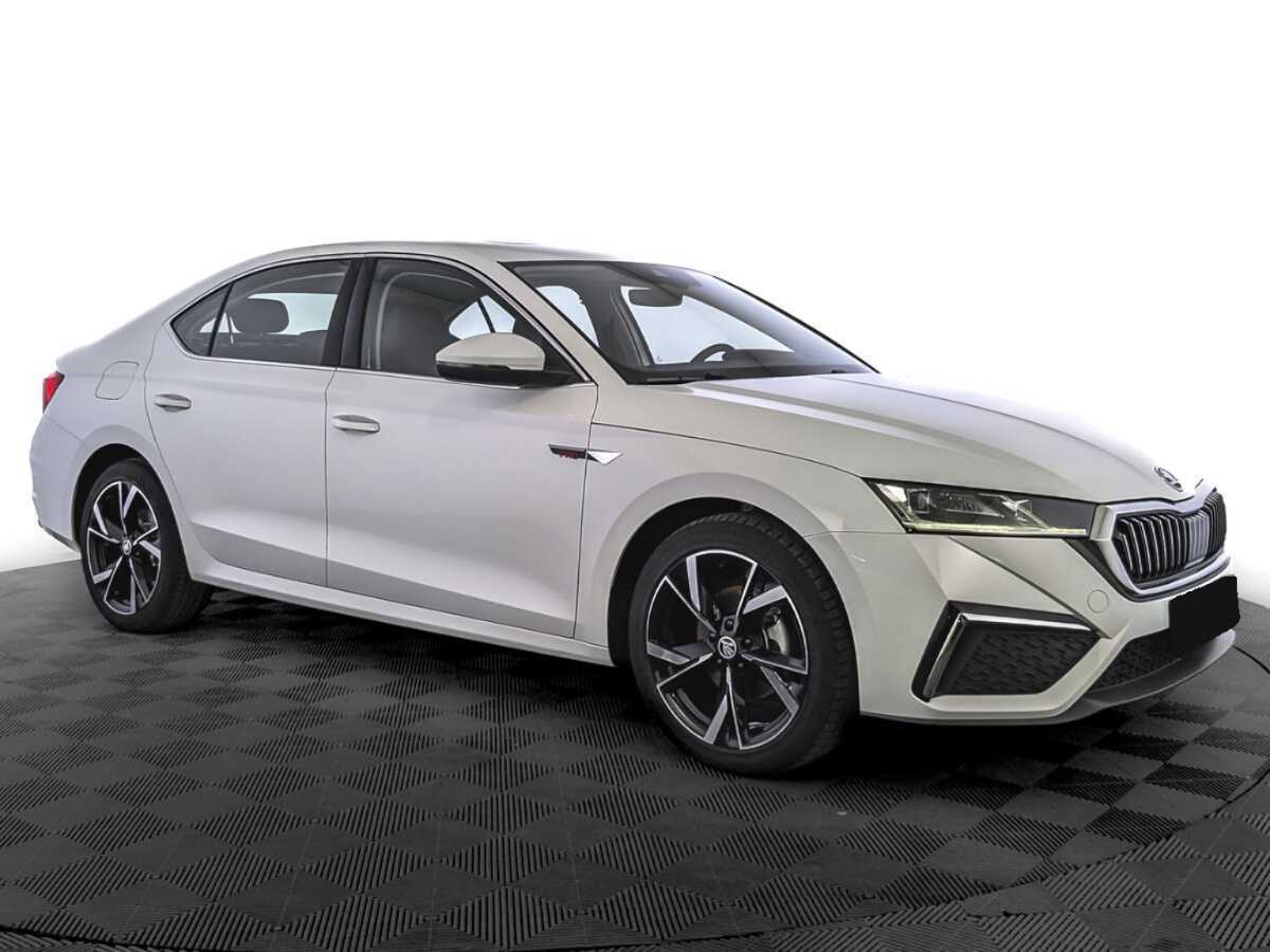 Skoda Octavia 2023 года с пробегом. Фото: #2