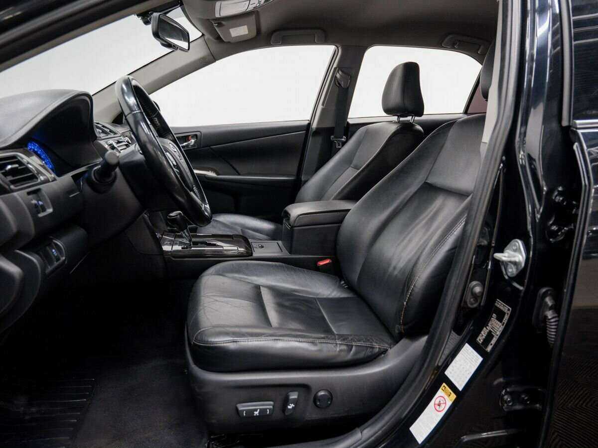 Toyota Camry 2015 года с пробегом. Фото: #13