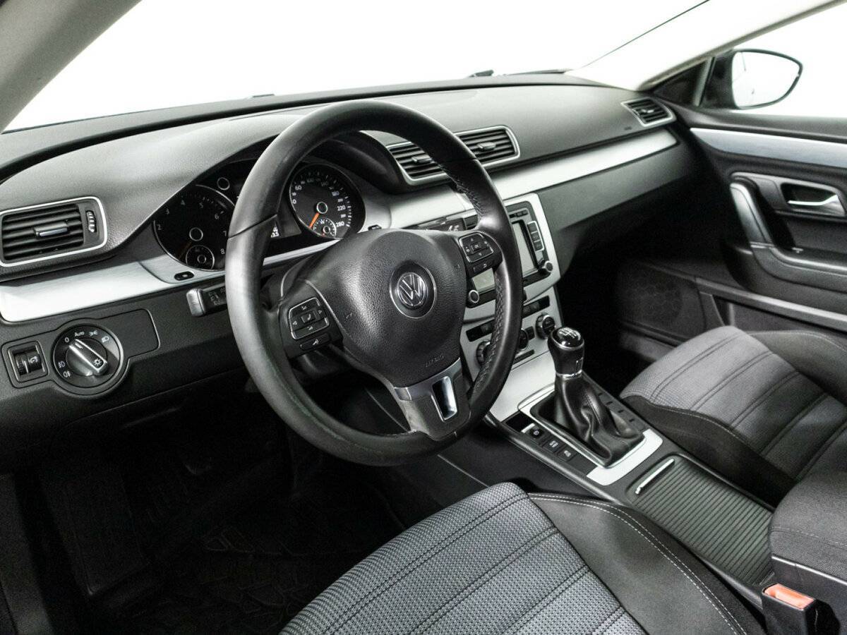 Volkswagen Passat CC 2012 года с пробегом. Фото: #10