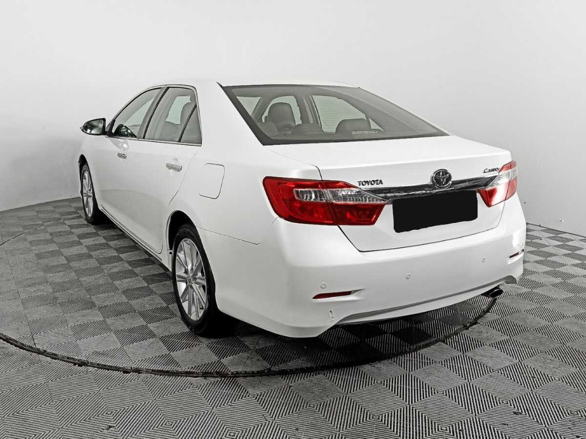 Toyota Camry 2014 года с пробегом. Фото: #5