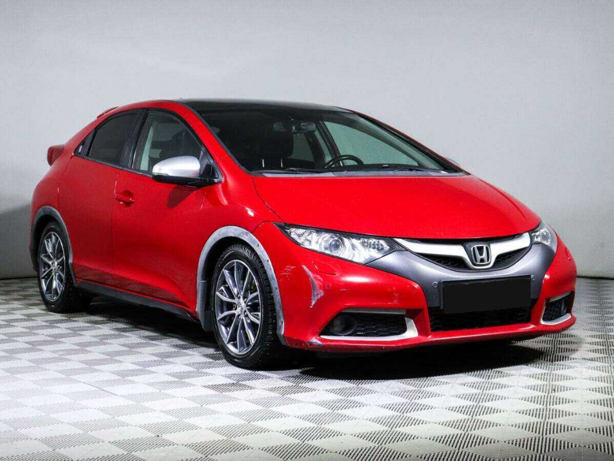 Honda Civic 2012 года с пробегом. Фото: #2