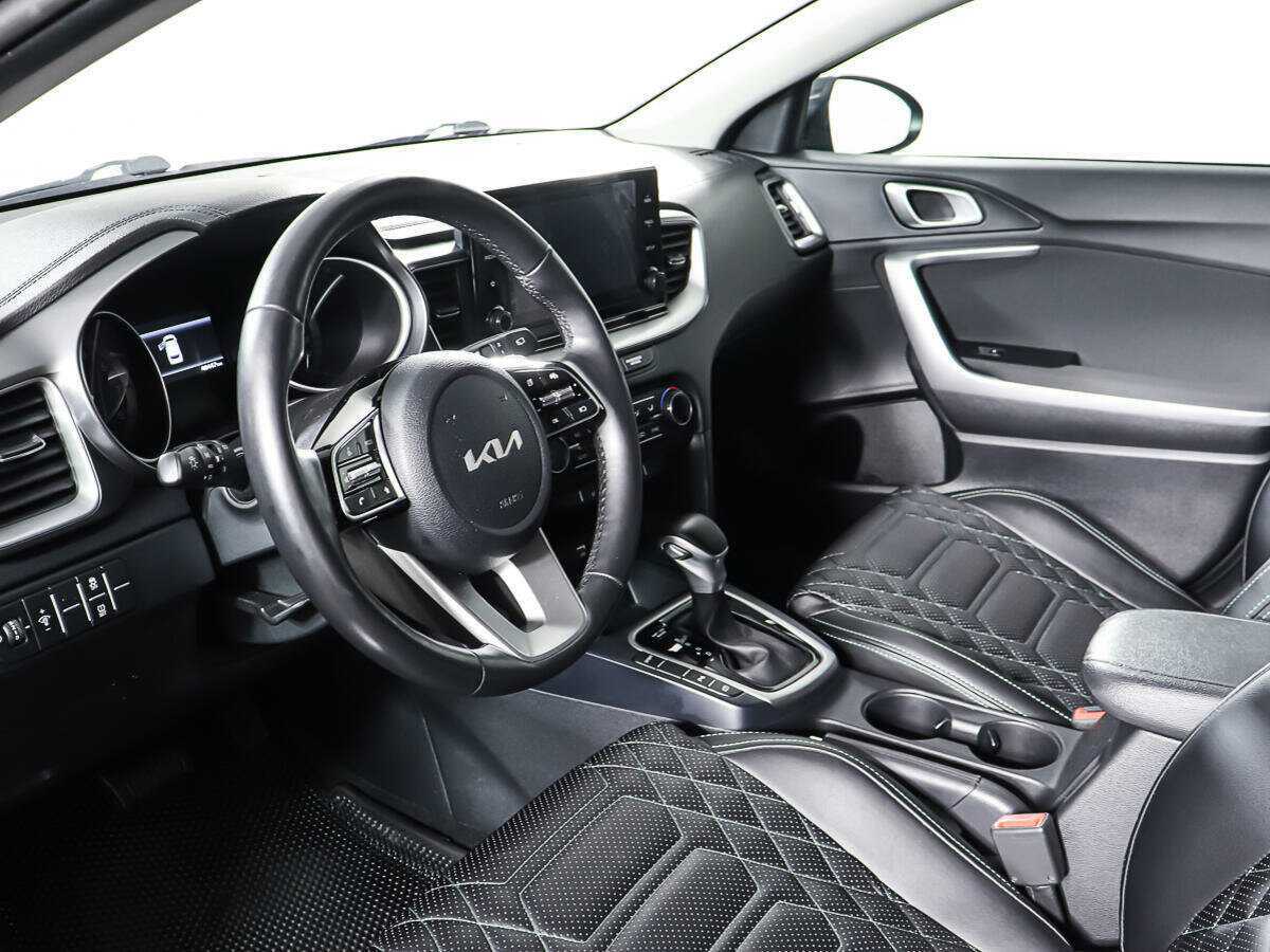 Kia Ceed 2021 года с пробегом. Фото: #12