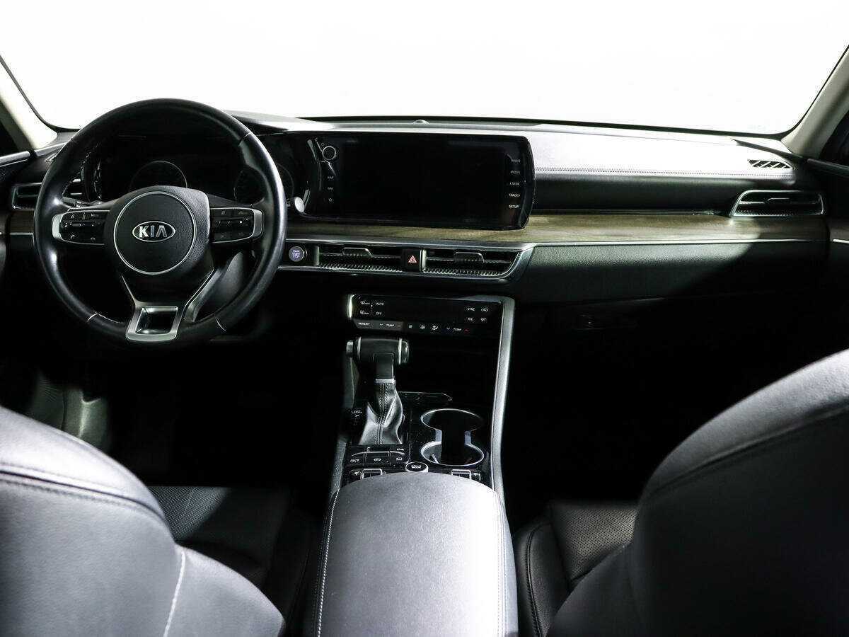 Kia K5 2020 года с пробегом. Фото: #9