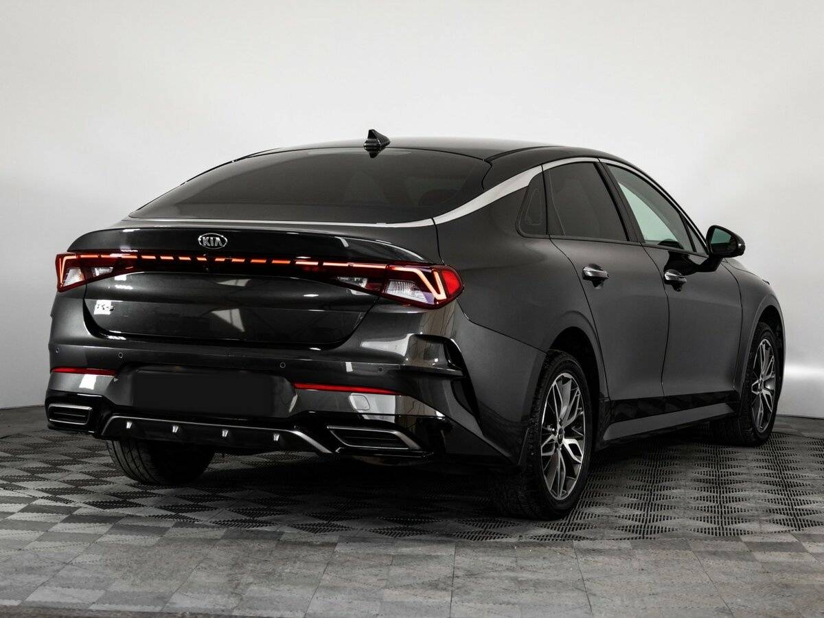 Kia K5 2021 года с пробегом. Фото: #4