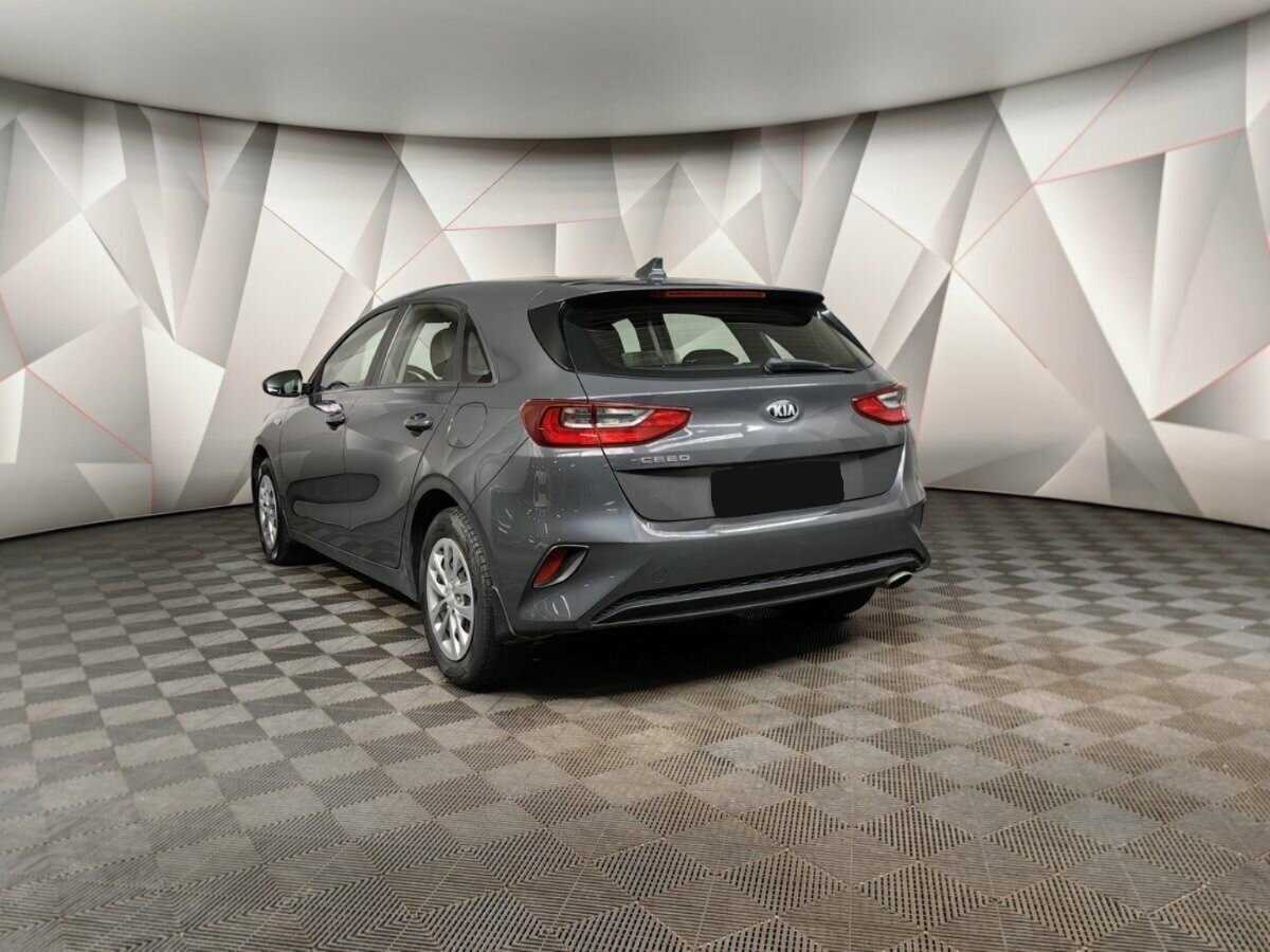 Kia Ceed 2018 года с пробегом. Фото: #3