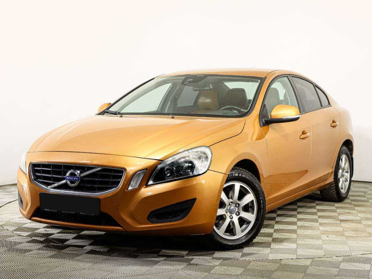 Volvo S60 2012 года с пробегом. Посмотреть фото