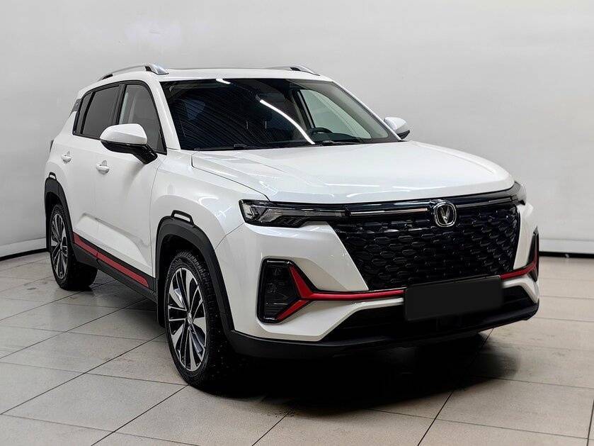 Changan CS35 Plus 2023 года с пробегом. Посмотреть фото