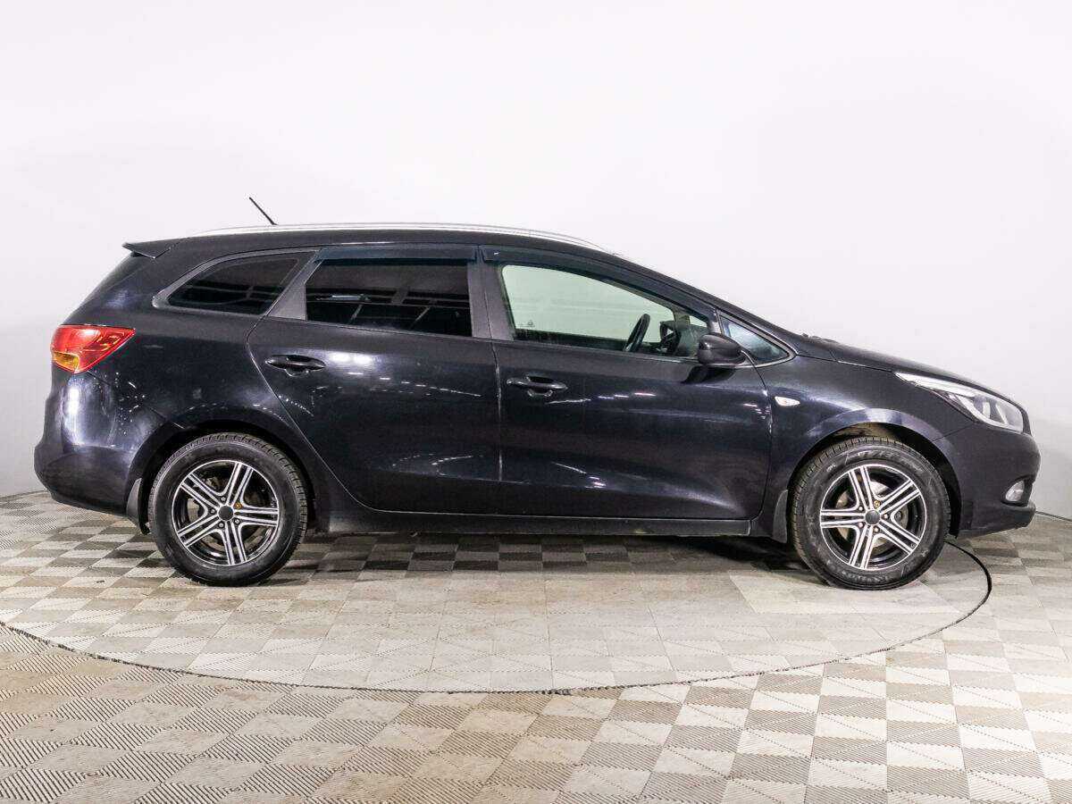 Kia Ceed 2012 года с пробегом. Фото: #3
