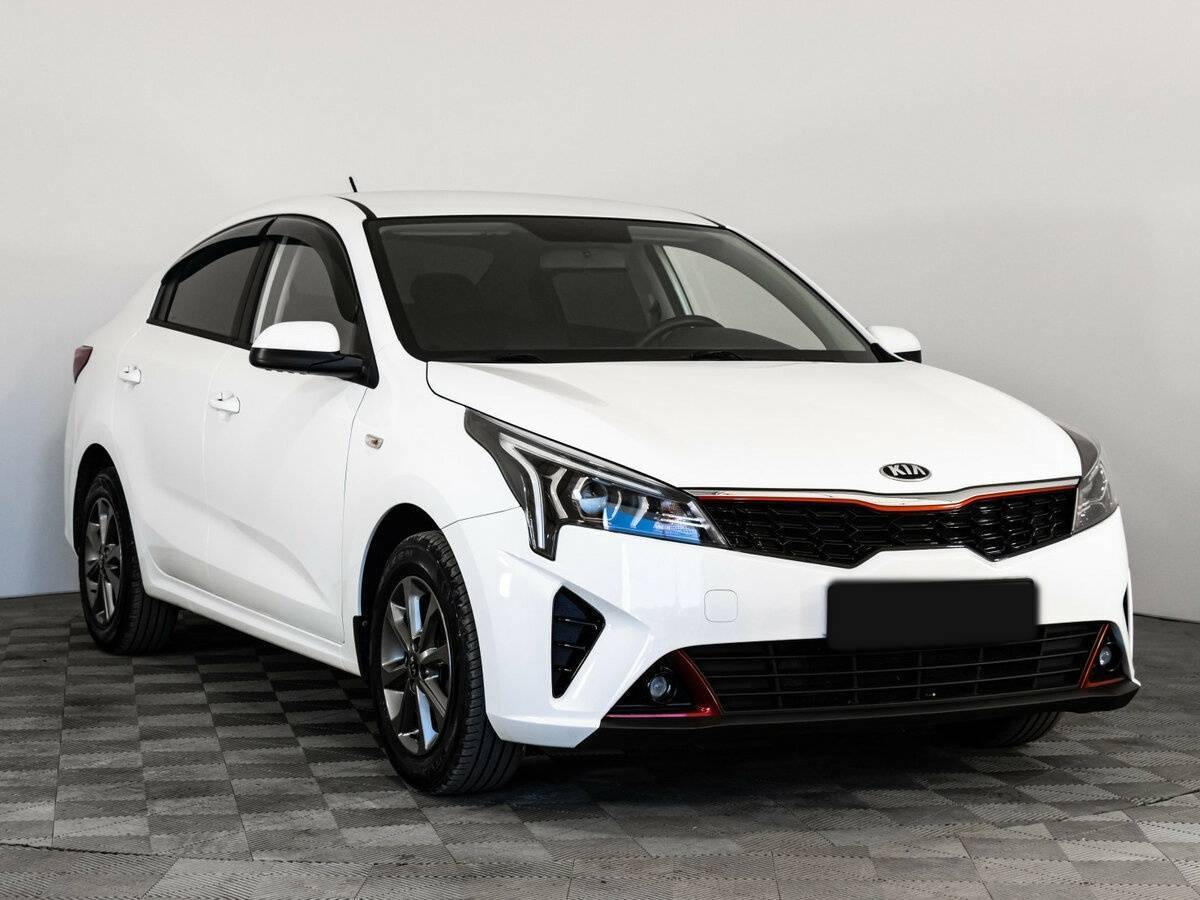 Kia Rio 2021 года с пробегом. Фото: #3