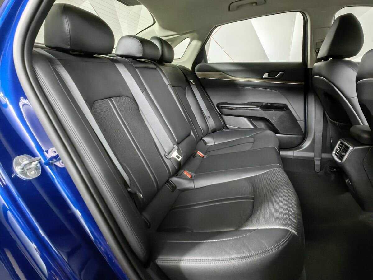 Kia K5 2021 года с пробегом. Фото: #9