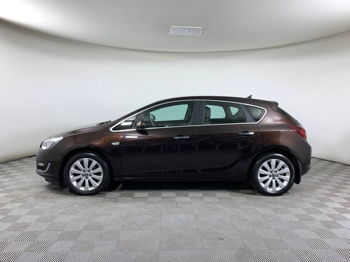 Opel Astra 2013 года с пробегом. Фото: #6
