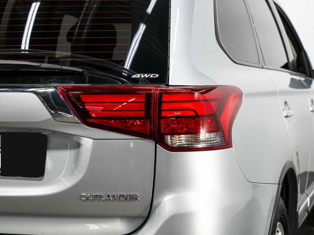 Mitsubishi Outlander 2016 года с пробегом. Фото: #7