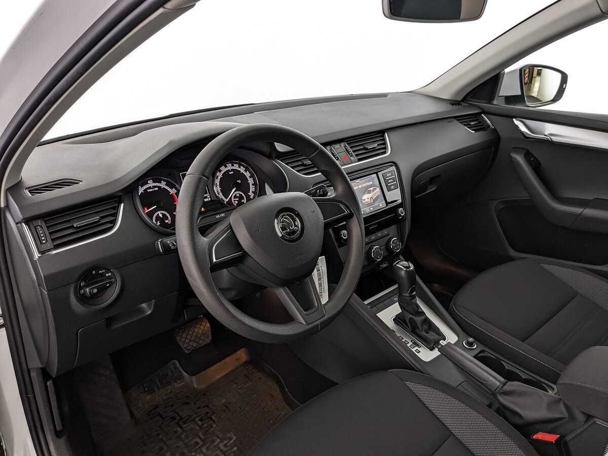 Skoda Octavia 2018 года с пробегом. Фото: #10