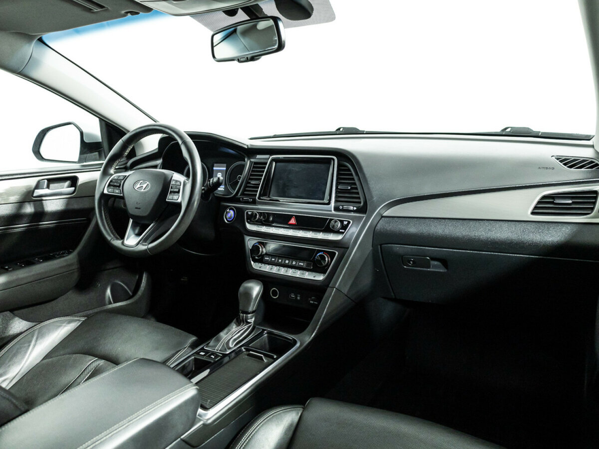 Hyundai Sonata 2018 года с пробегом. Фото: #8