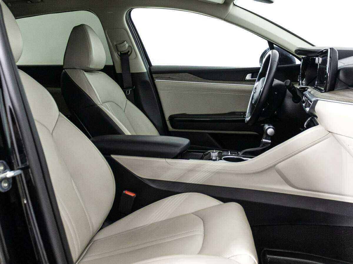 Kia K5 2021 года с пробегом. Фото: #14