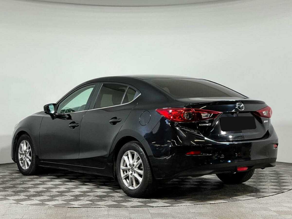 Mazda 3 2017 года с пробегом. Фото: #6