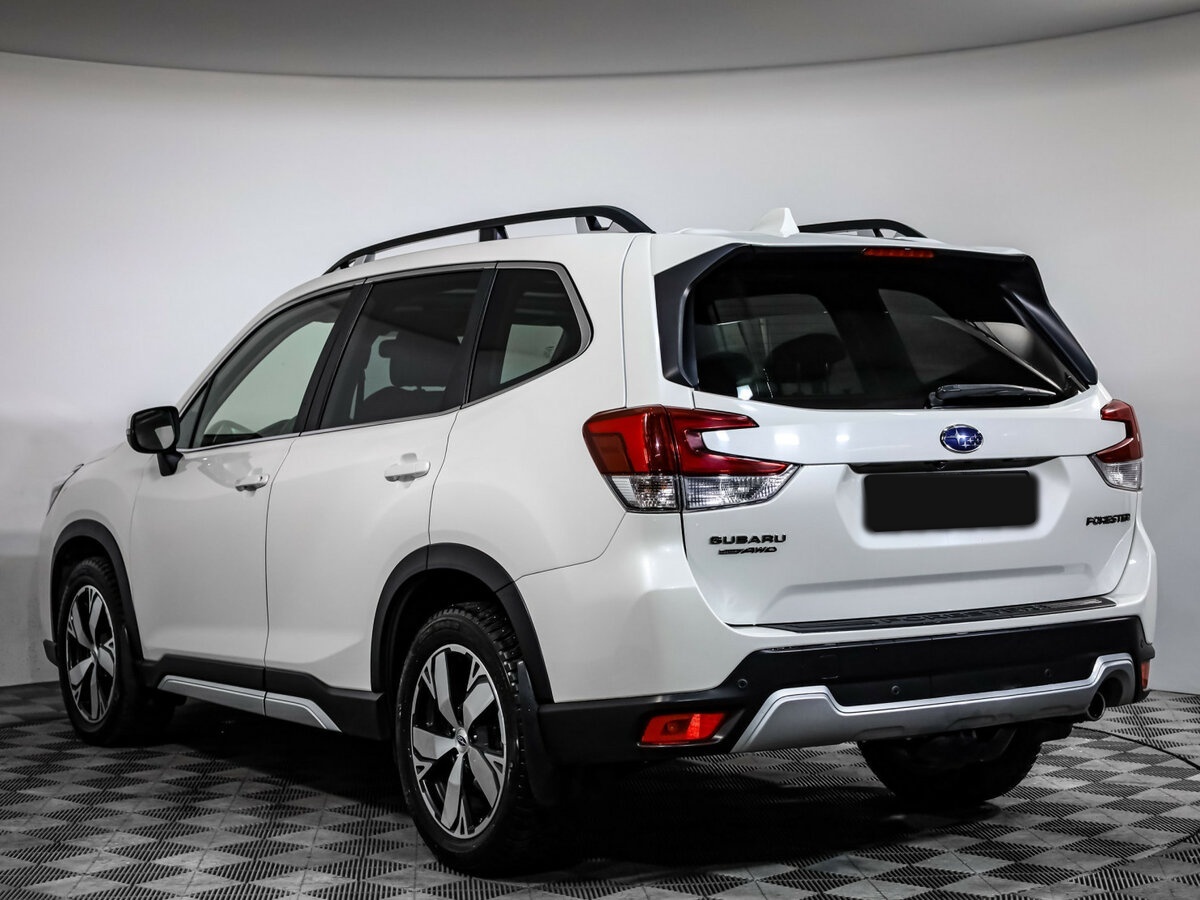Subaru Forester 2018 года с пробегом. Фото: #6