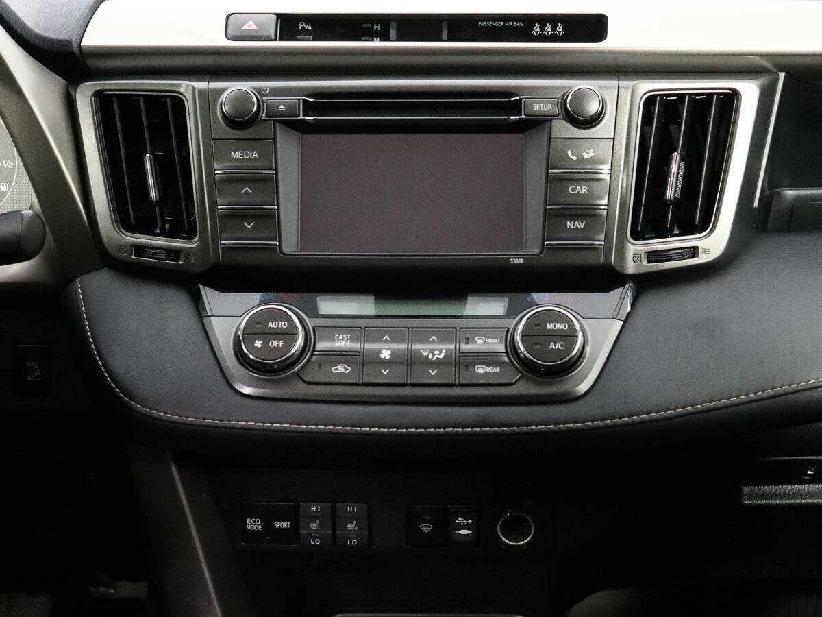 Toyota RAV4 2013 года с пробегом. Фото: #13