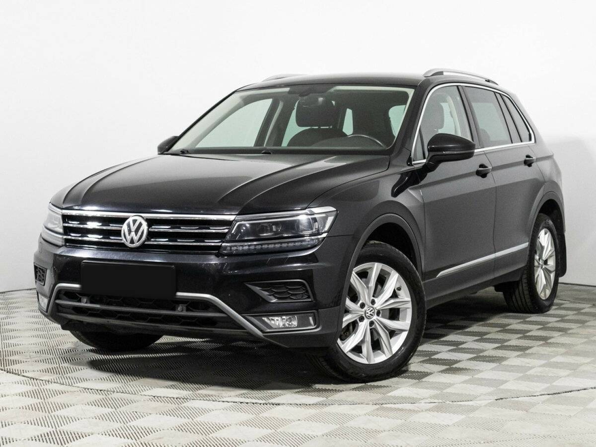 Volkswagen Tiguan 2018 года с пробегом. Посмотреть фото