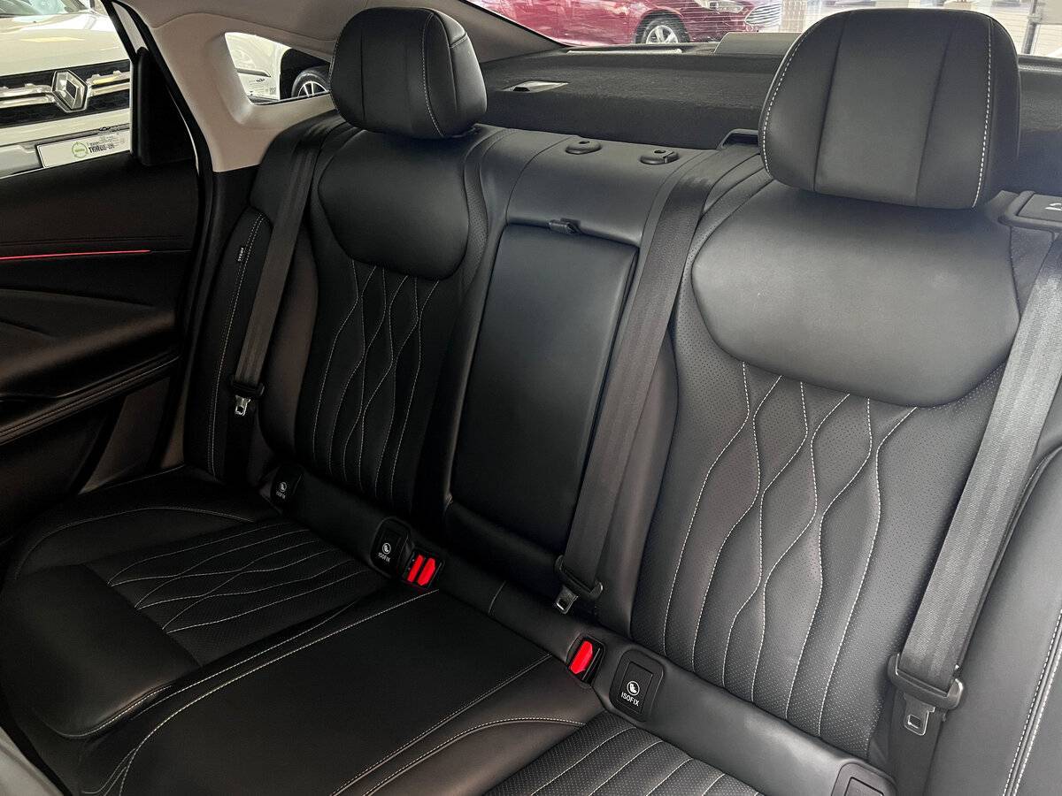 Chery Arrizo 8 2023 года с пробегом. Фото: #8