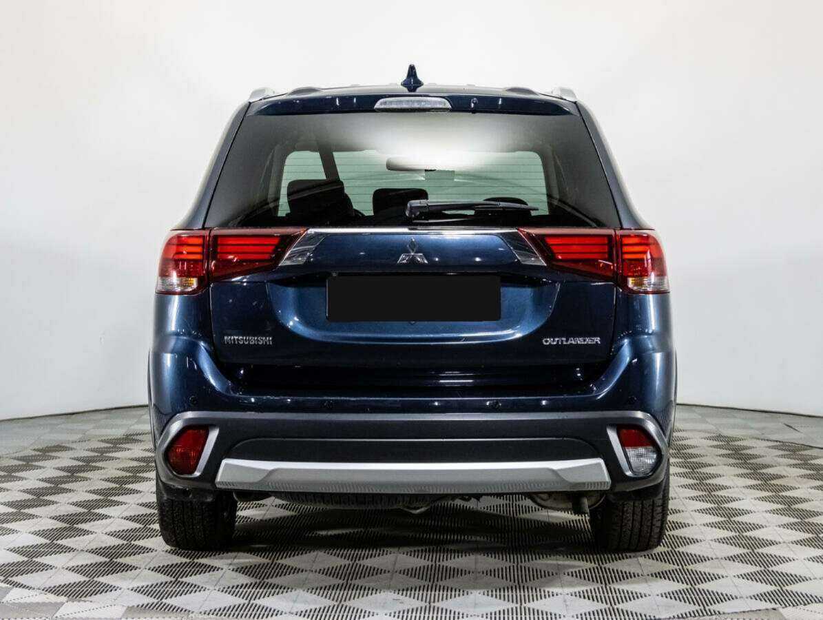 Mitsubishi Outlander 2017 года с пробегом. Фото: #5