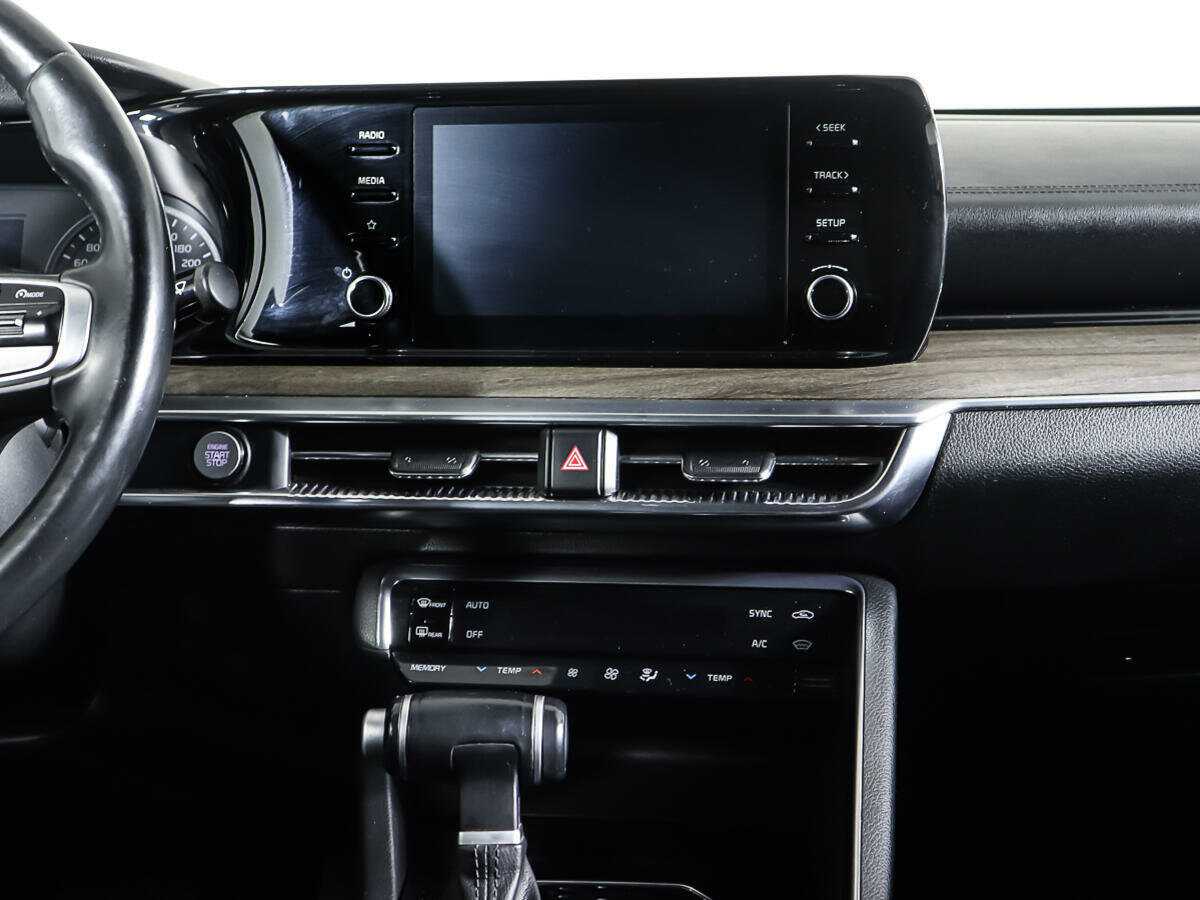 Kia K5 2020 года с пробегом. Фото: #11