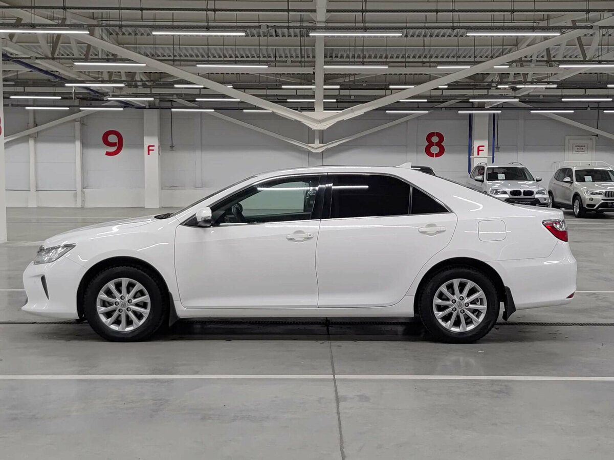 Toyota Camry 2017 года с пробегом. Фото: #7