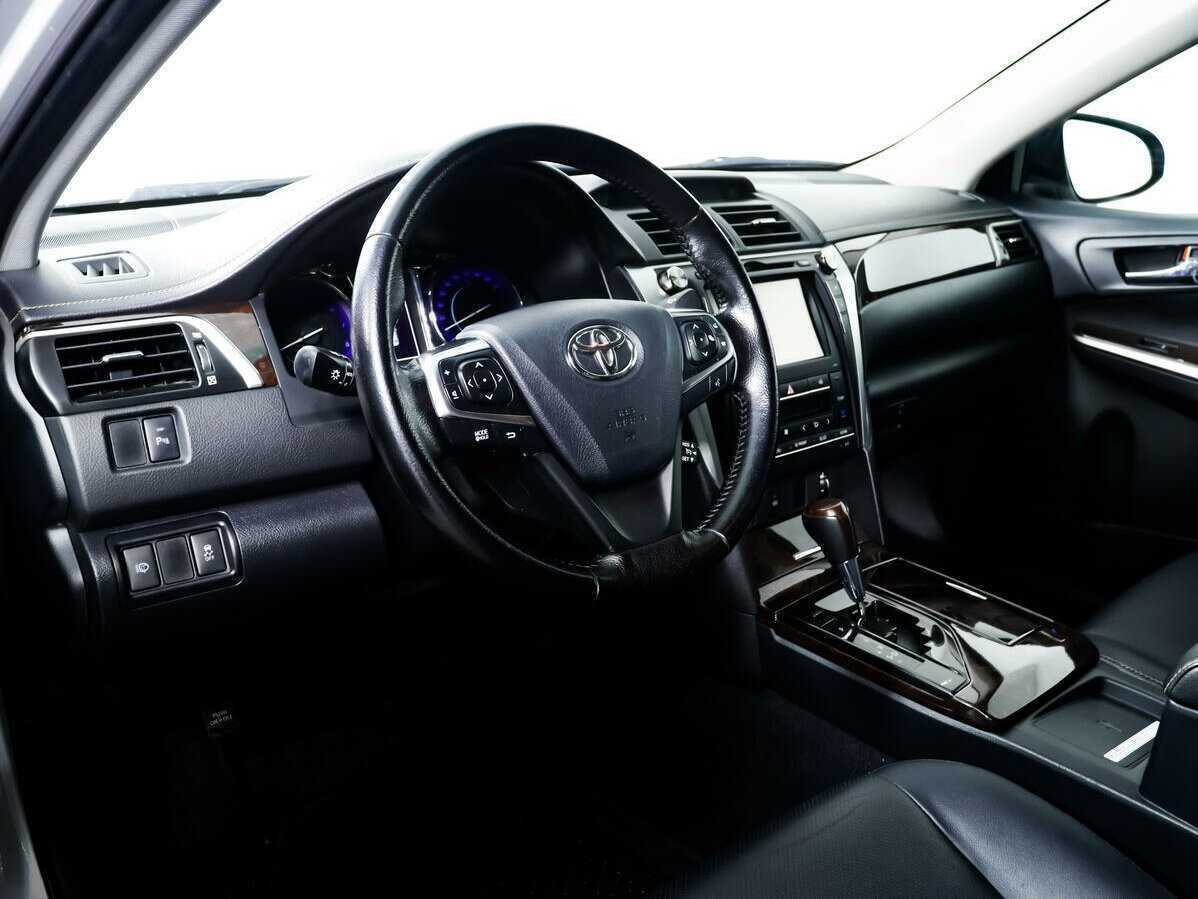 Toyota Camry 2015 года с пробегом. Фото: #12