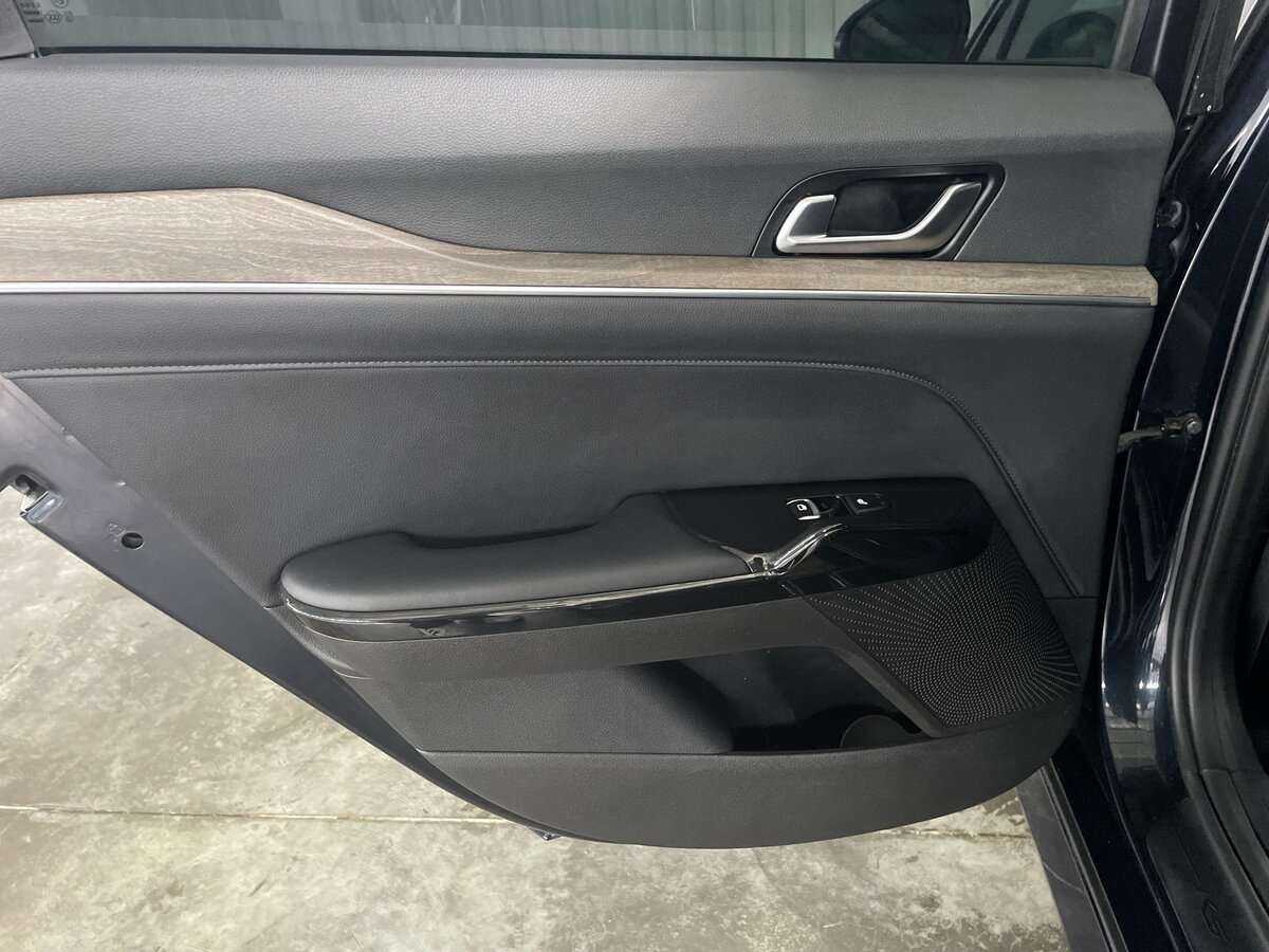 Kia K5 2021 года с пробегом. Фото: #20