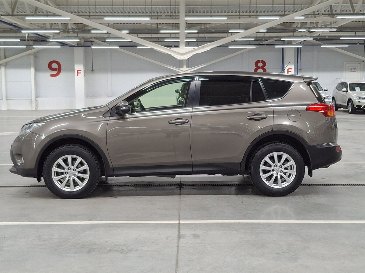 Toyota RAV4 2013 года с пробегом. Фото: #7