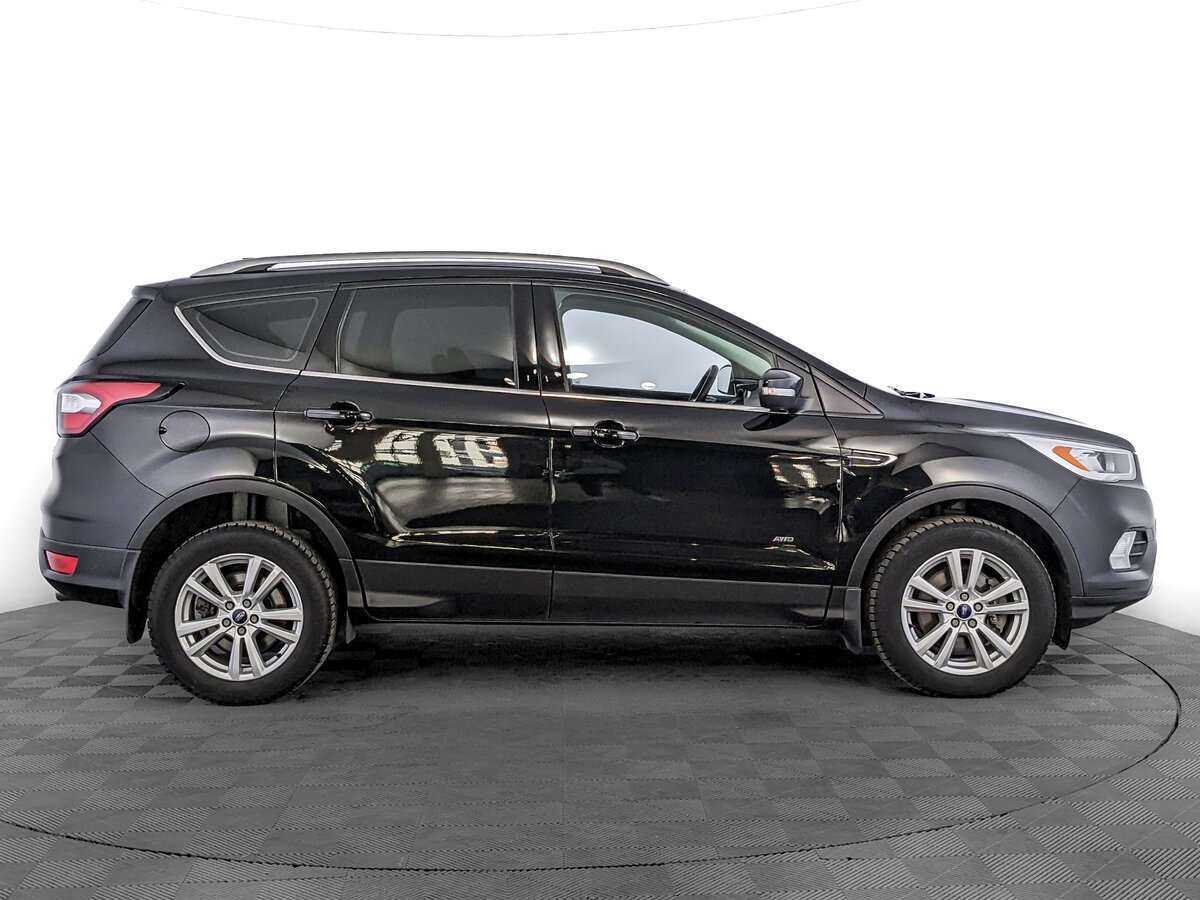 Ford Kuga 2016 года с пробегом. Фото: #3