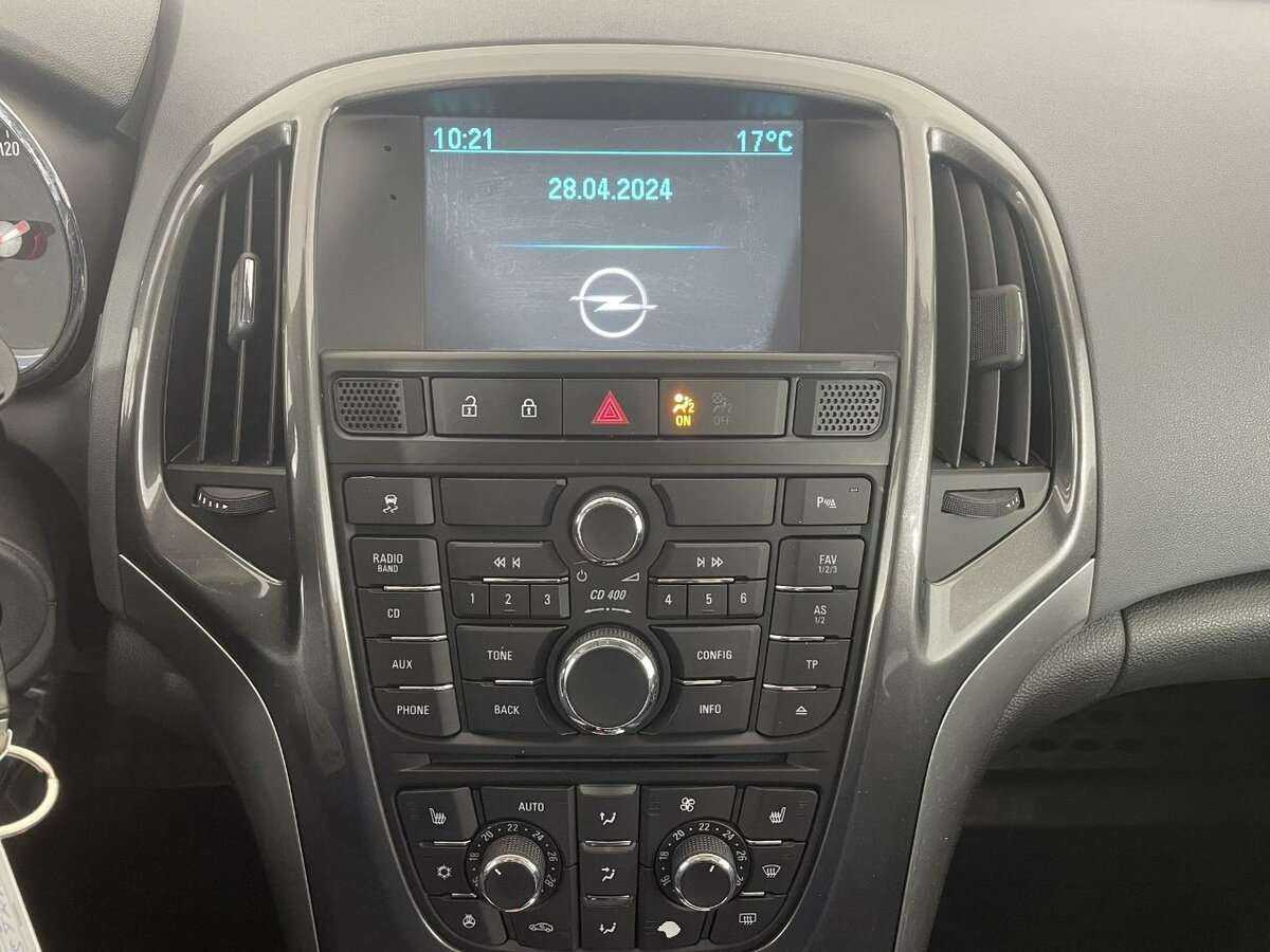 Opel Astra 2013 года с пробегом. Фото: #11