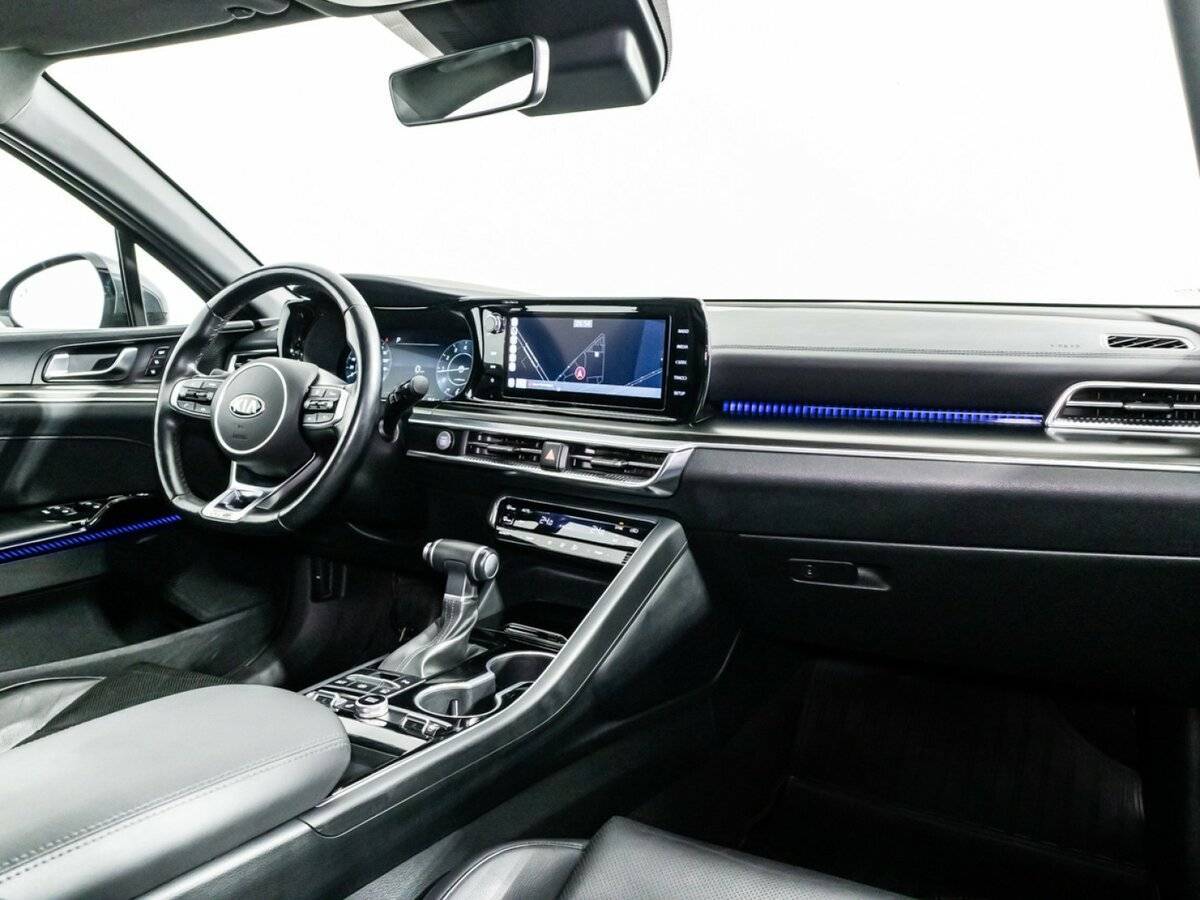 Kia K5 2021 года с пробегом. Фото: #9