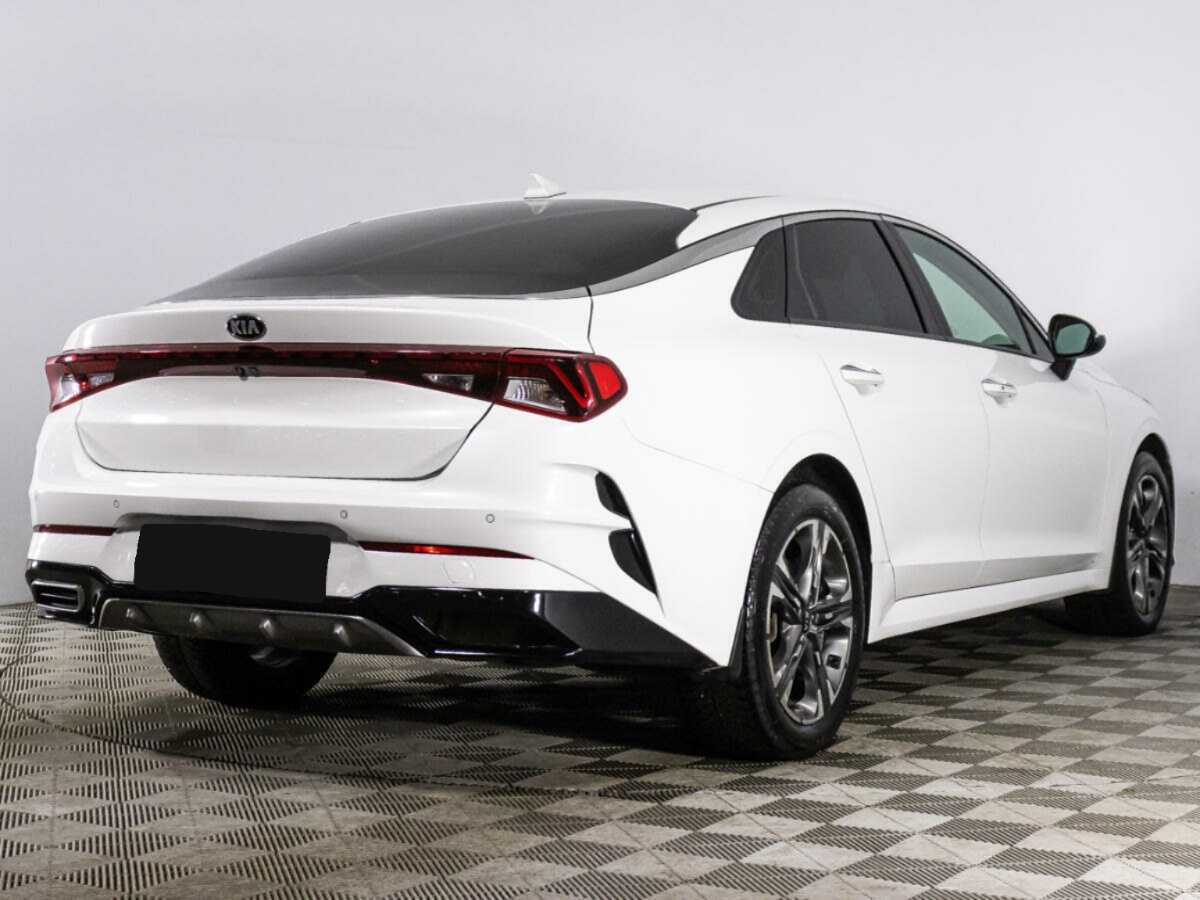 Kia K5 2021 года с пробегом. Фото: #4