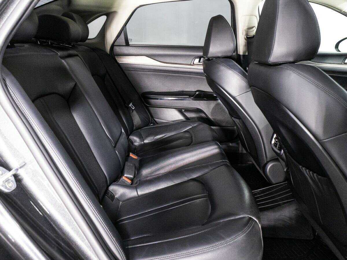 Kia K5 2020 года с пробегом. Фото: #20