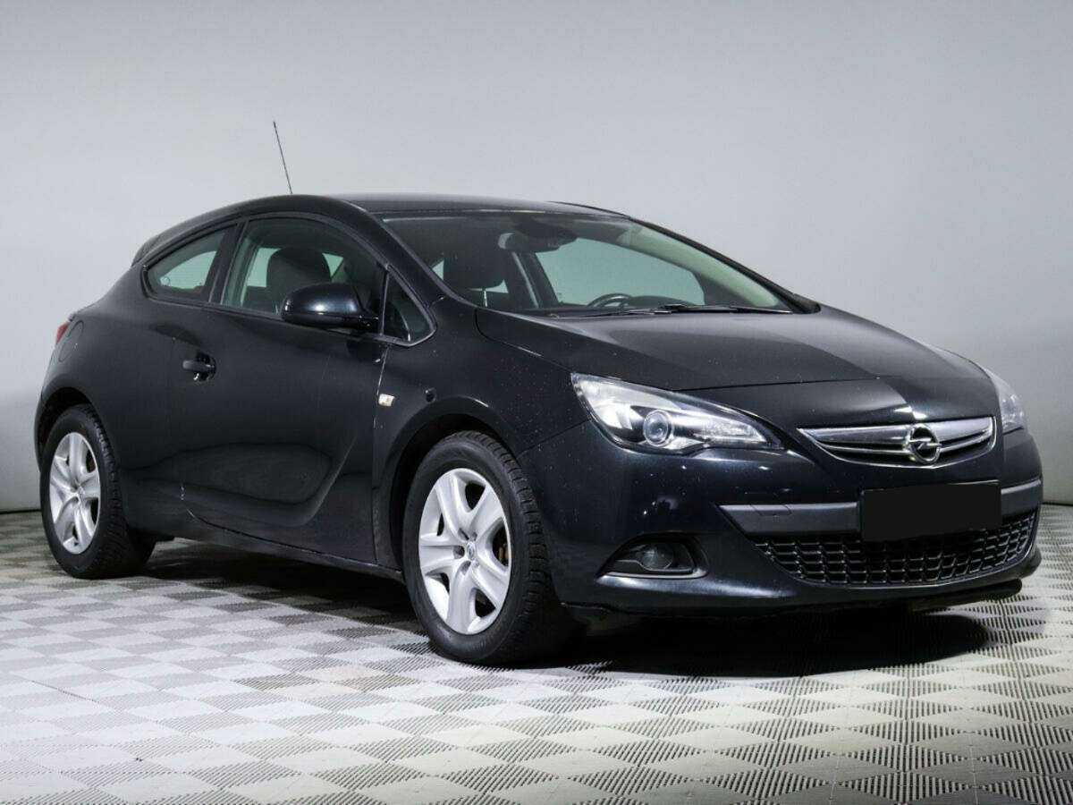 Opel Astra 2014 года с пробегом. Фото: #2