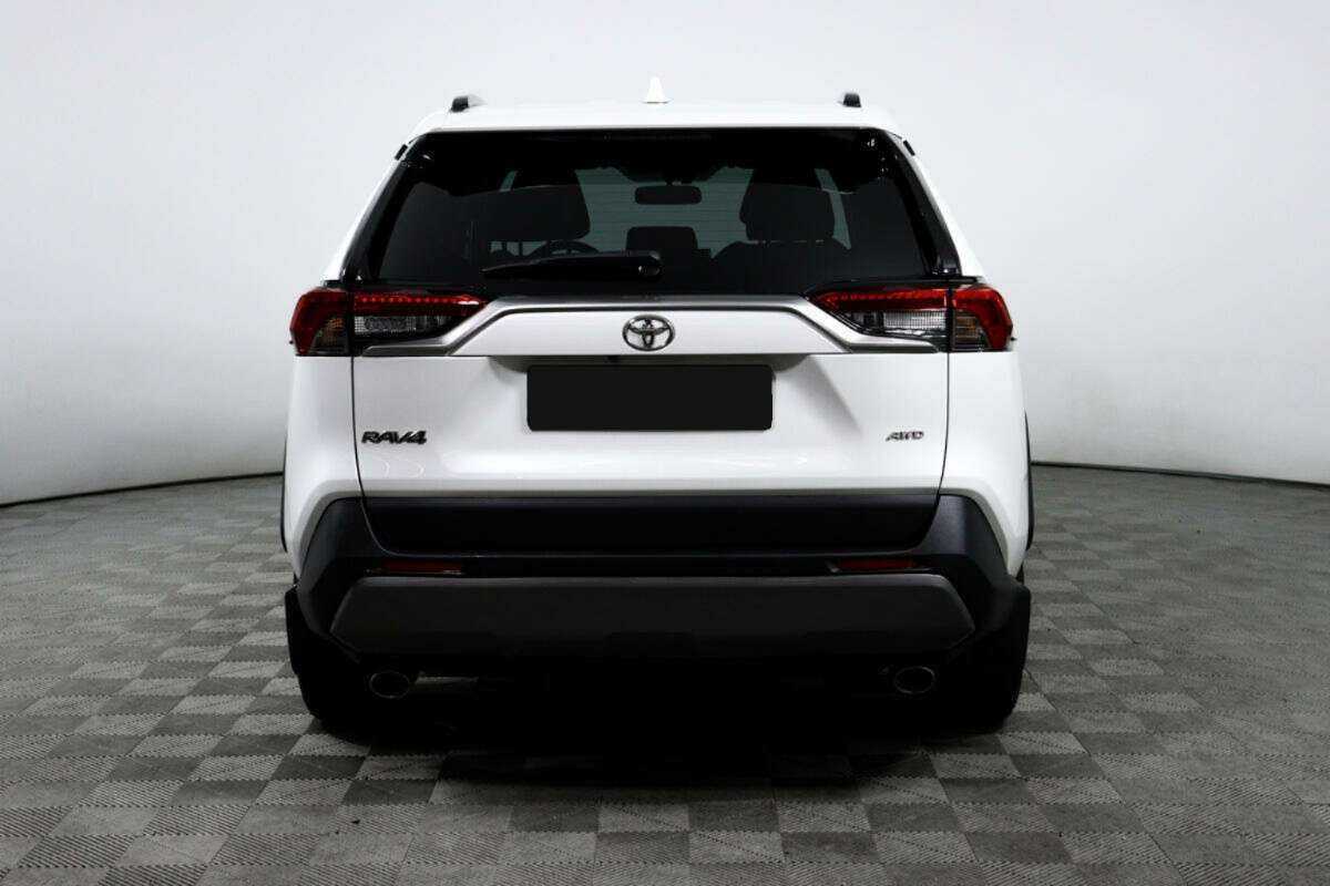 Toyota RAV4 2020 года с пробегом. Фото: #5