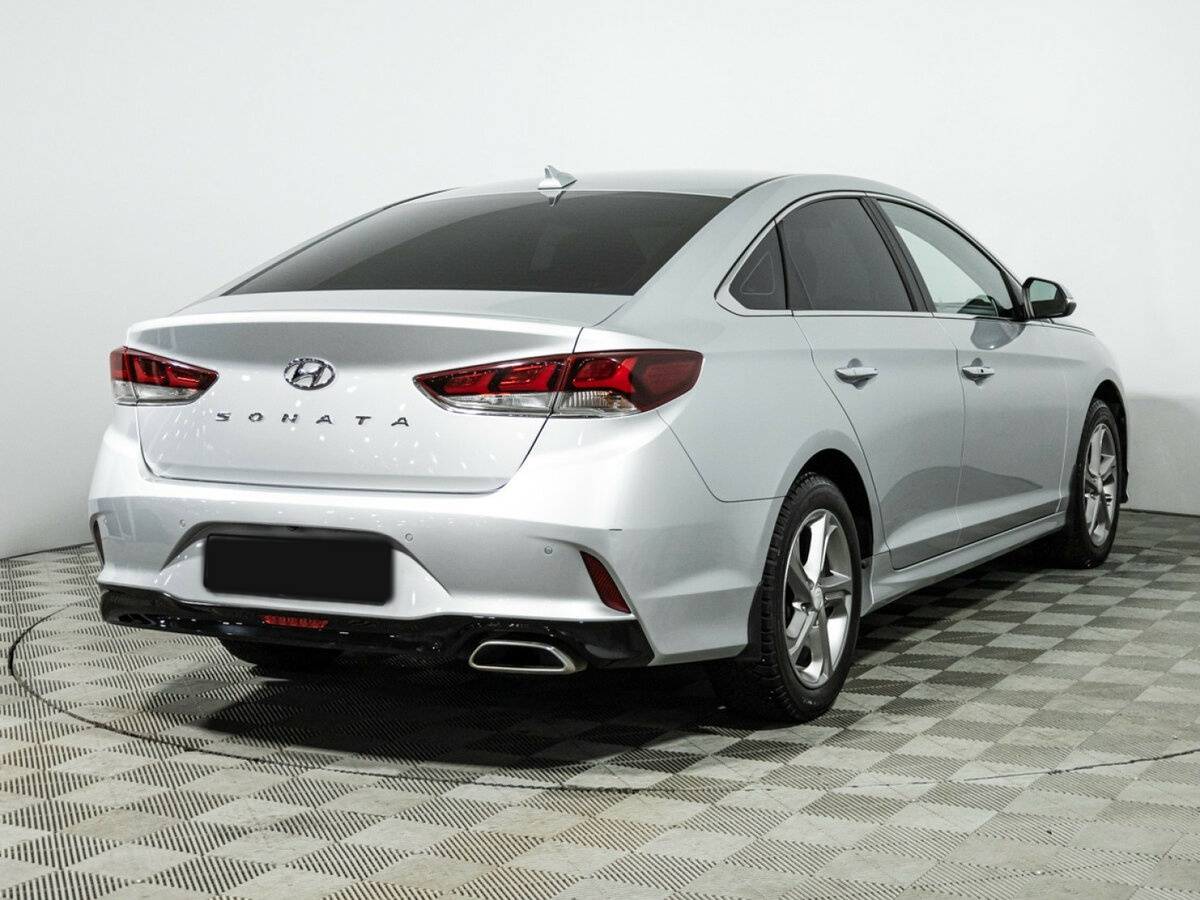 Hyundai Sonata 2018 года с пробегом. Фото: #4