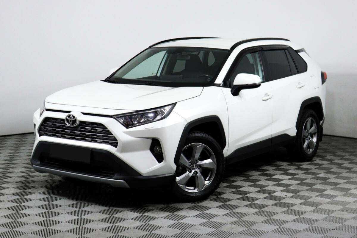 Toyota RAV4 2020 года с пробегом. Посмотреть фото