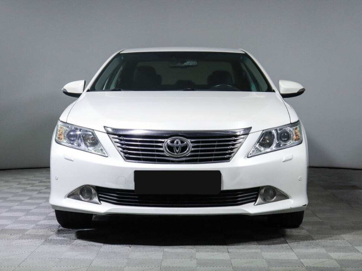 Toyota Camry 2014 года с пробегом. Фото: #1
