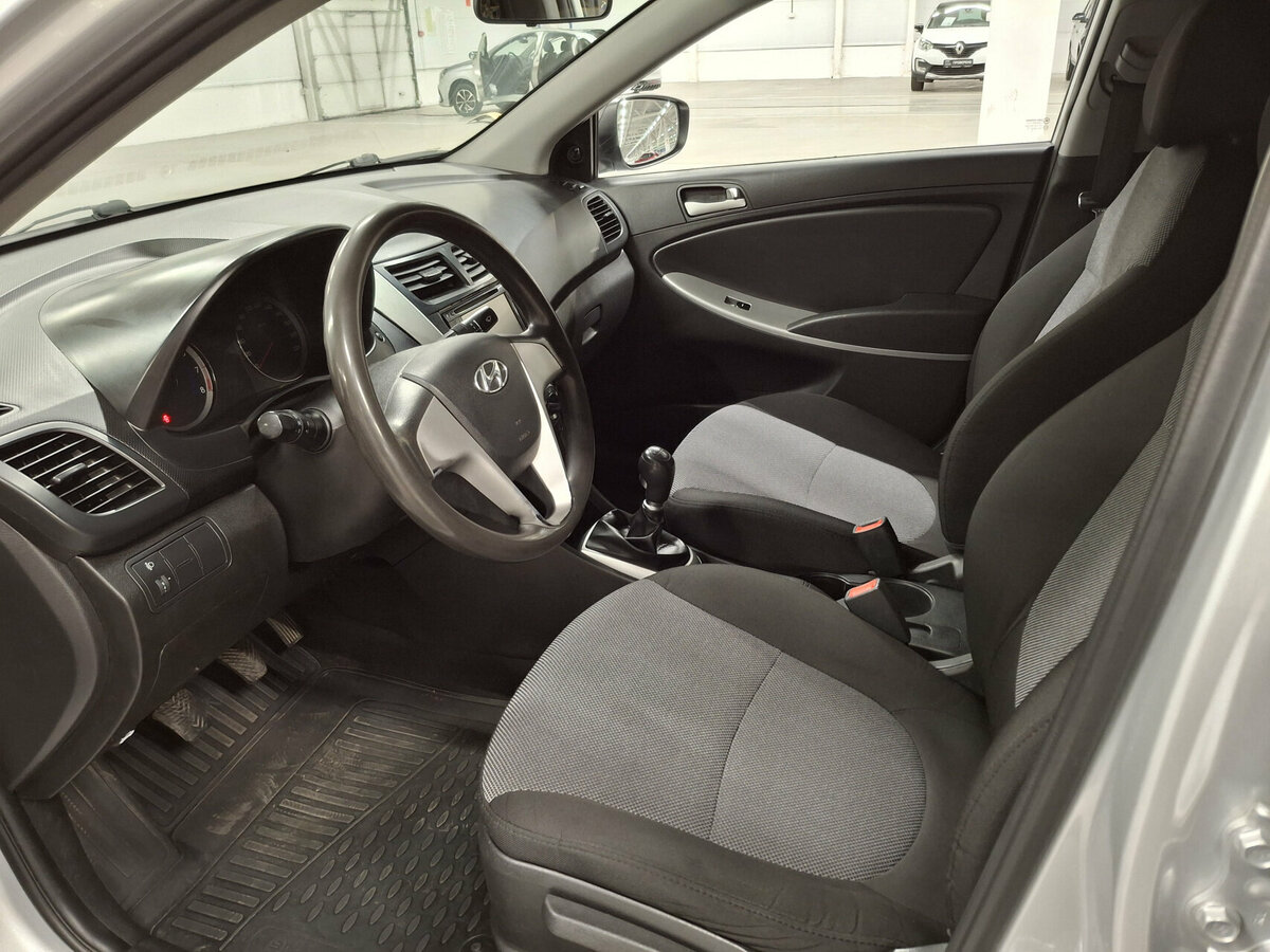 Hyundai Solaris 2014 года с пробегом. Фото: #14